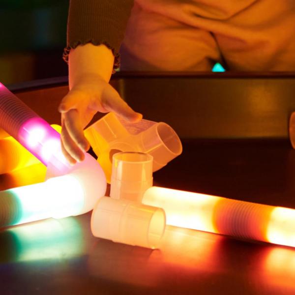 Connecteurs pour cylindres lumineux