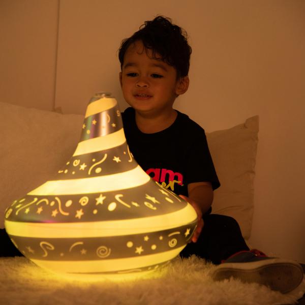 Grande toupie lumineuse et musicale