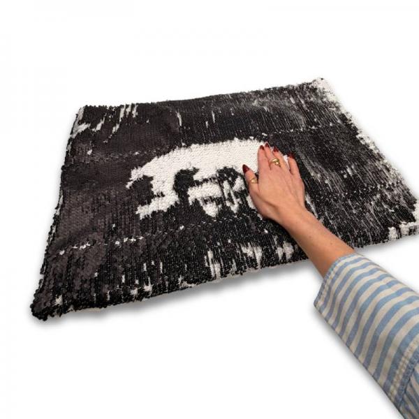 Coussin lesté pour les genoux avec paillettes – noir et blanc